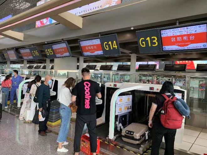 半岛体育登录入口聚焦智慧民航 天津滨海机场：让旅客出行有“质”更有“智”